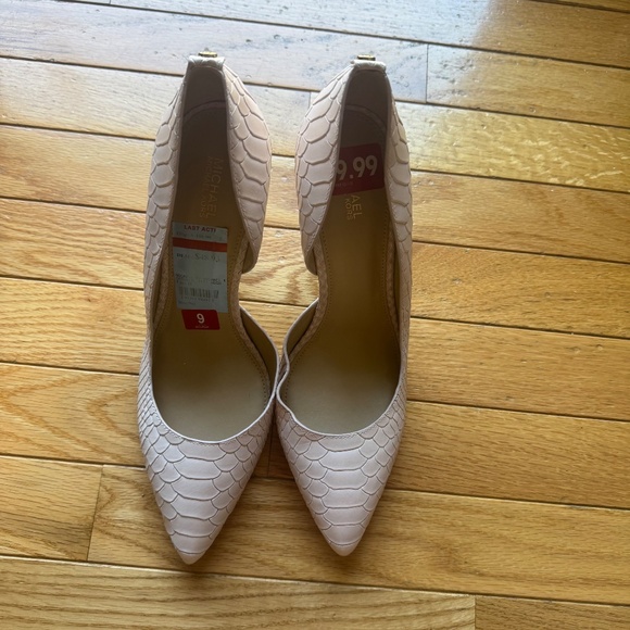 Michael Kors Nathalie Flex High Pump Women’s 9 Blush Pink Snakeskin Embossed NWT - Picture 1 of 5